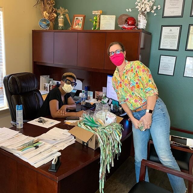 More masks! Yesterday I delivered over 80 homemade masks for the seniors at Fulton Gardens @avenue_community_initiatives 
Thanks again to our wonderful dedicated volunteers!! If you are interested, email us at info@voteannaeastman.com